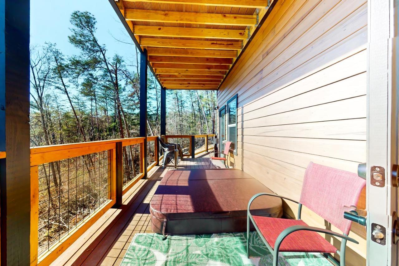 Fiesta Hills Hideaway Villa Sevierville Exterior photo